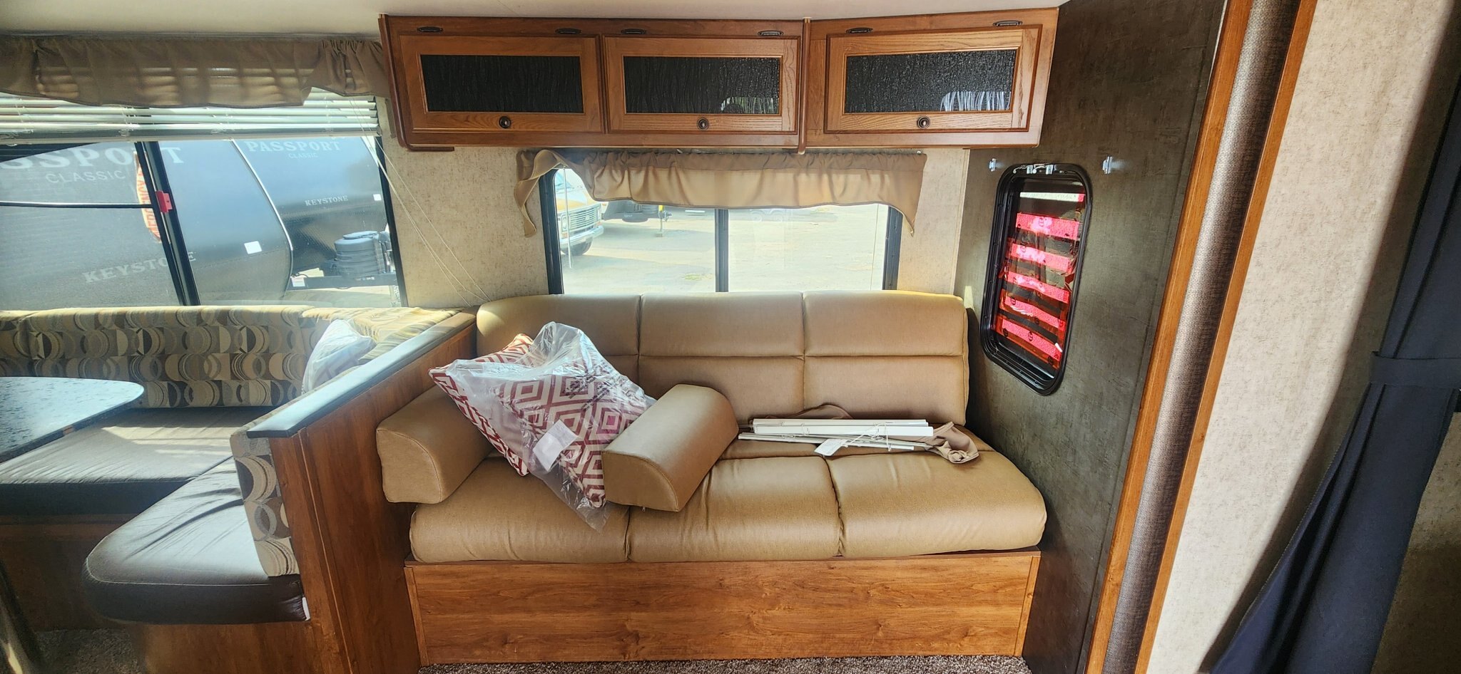 2013 HEARTLAND RV 2850 WILDERNESS