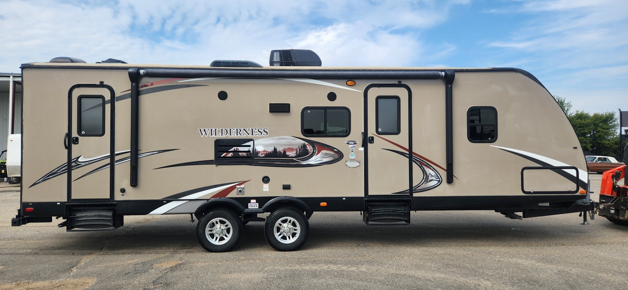 2013 HEARTLAND RV 2850 WILDERNESS