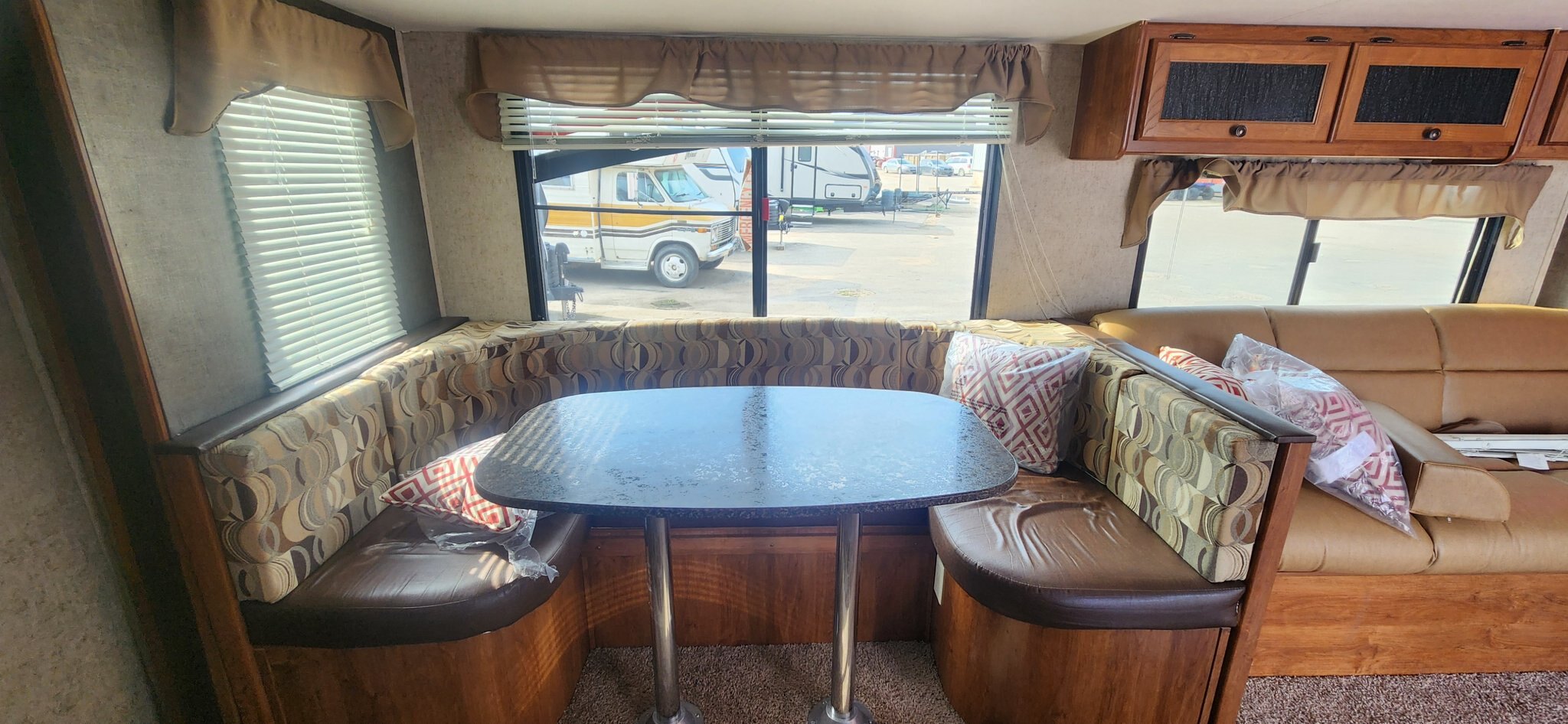 2013 HEARTLAND RV 2850 WILDERNESS