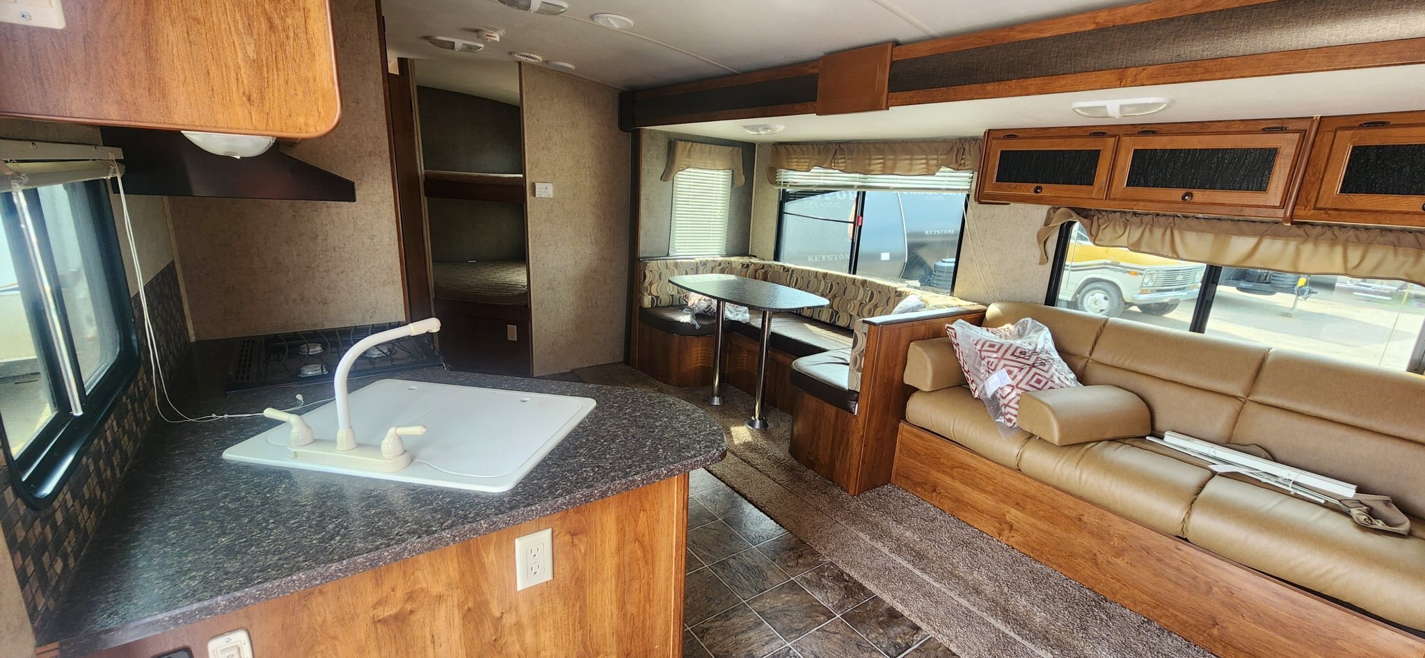 2013 HEARTLAND RV 2850 WILDERNESS