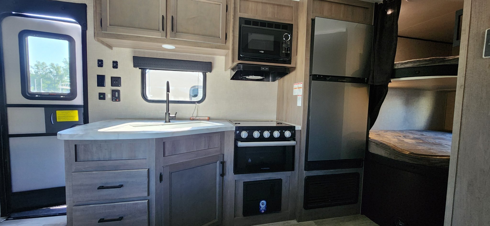 2023 JAYCO 242BHS