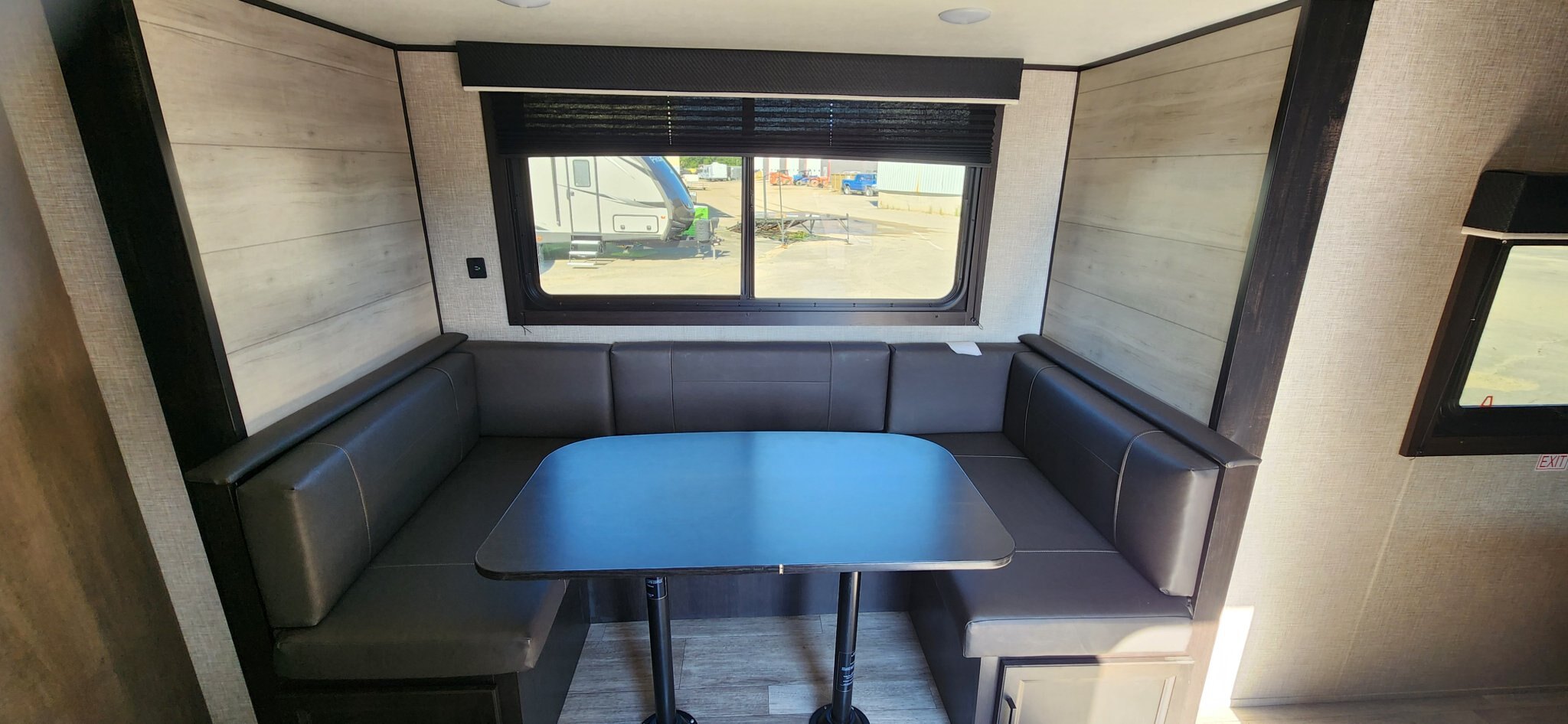 2023 JAYCO 242BHS