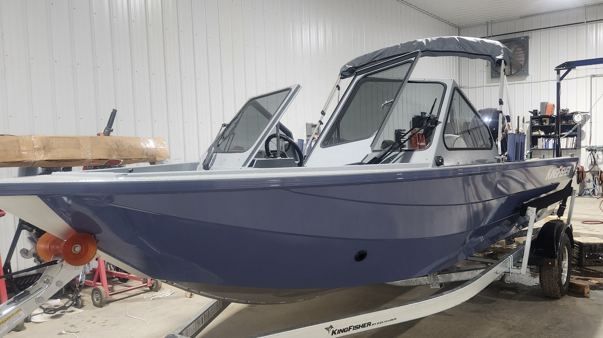2027 KINGFISHER 1825 FALCON