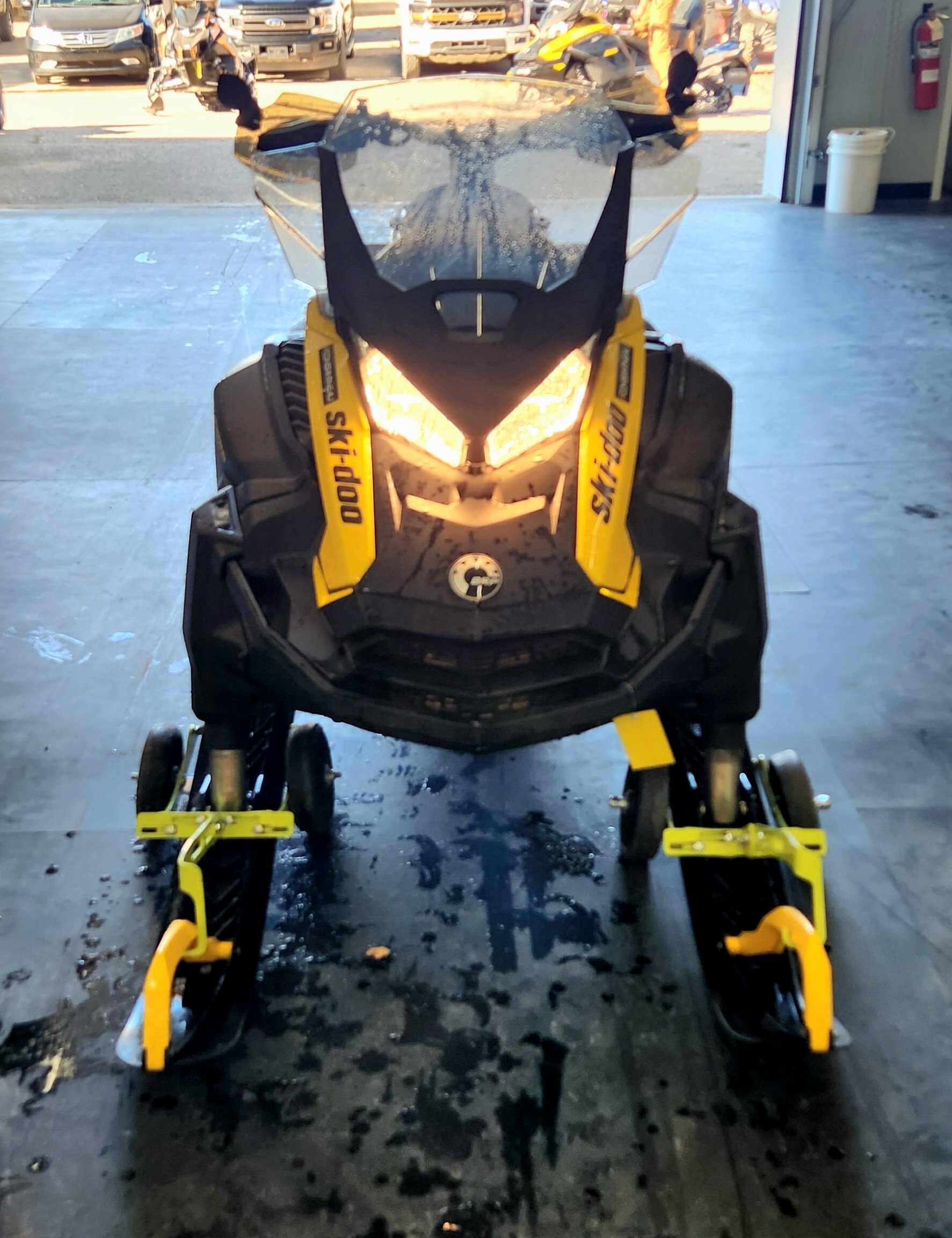 2025 SKI DOO TUNDRA SPORT 600