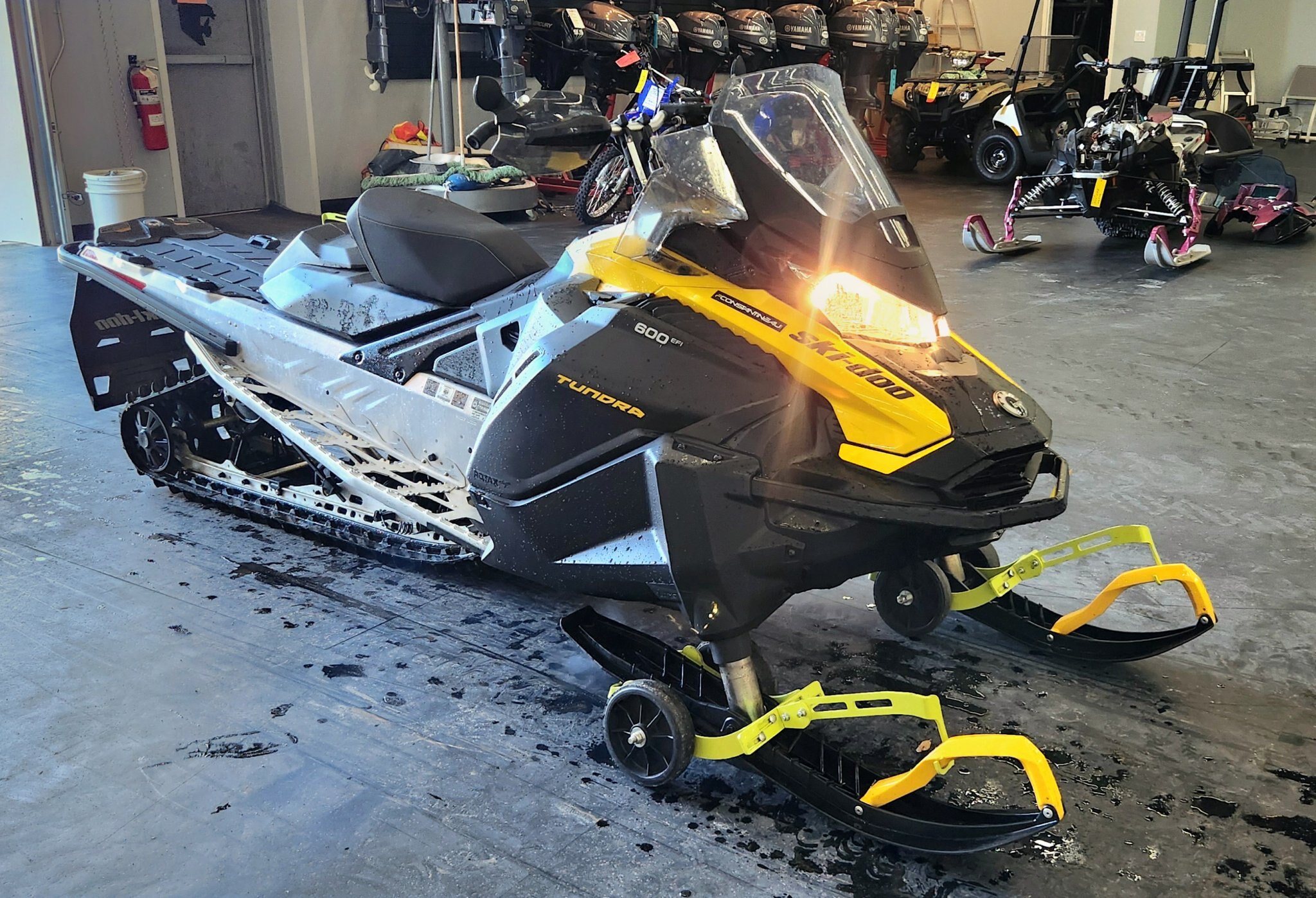 2025 SKI DOO TUNDRA SPORT 600