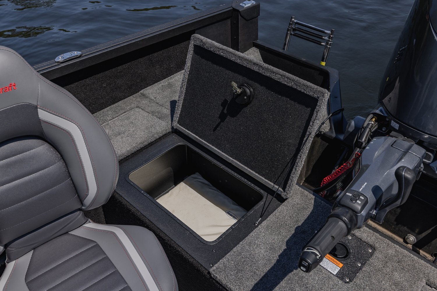 2027 Alumacraft Dominator 205X Tiller