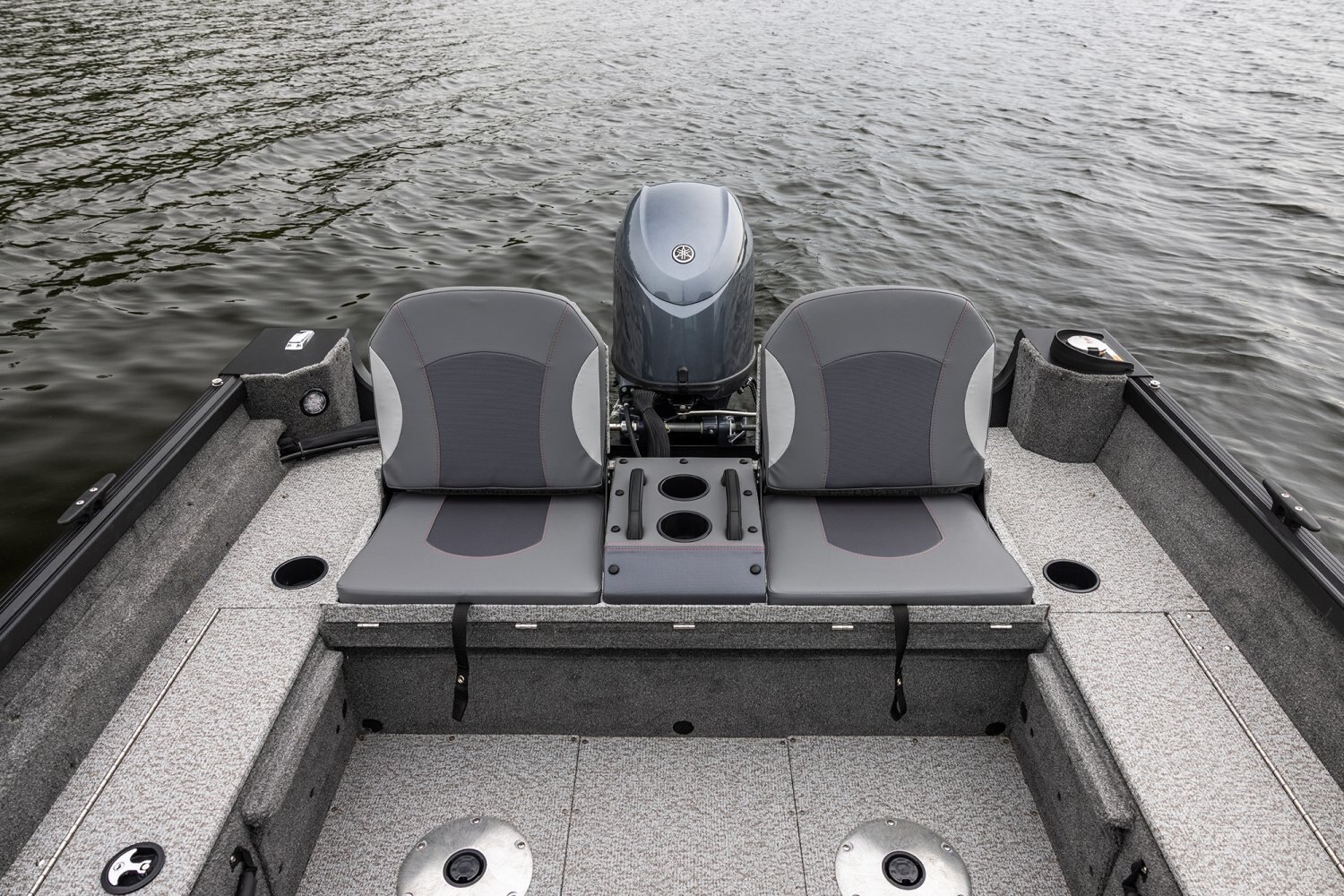 2027 Alumacraft Classic 165 Sport