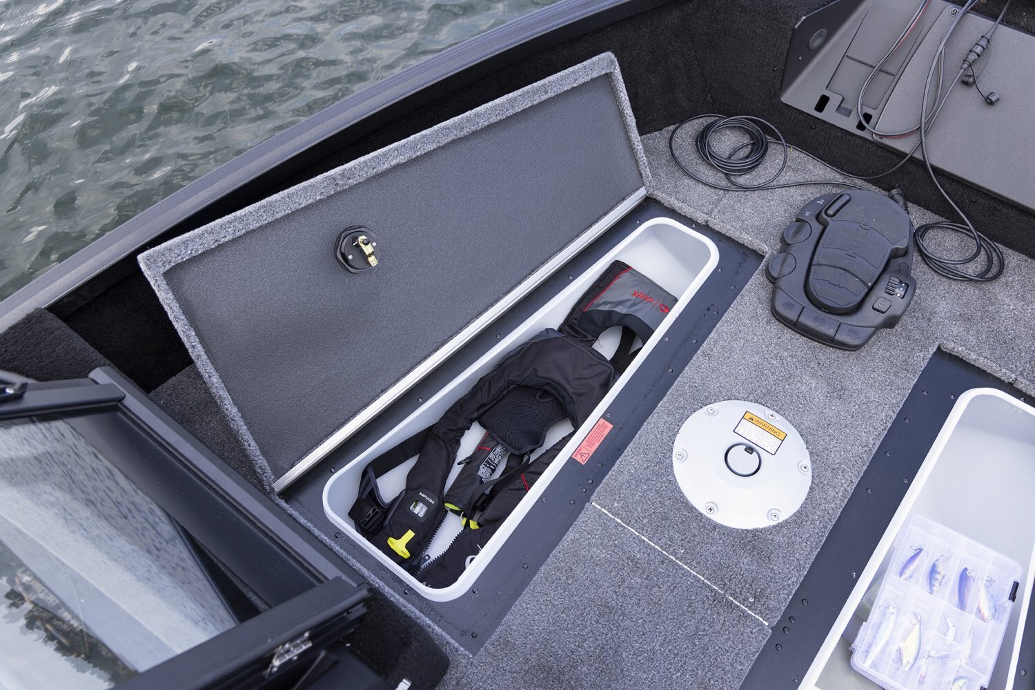 2027 Alumacraft Navigator 175 Sport
