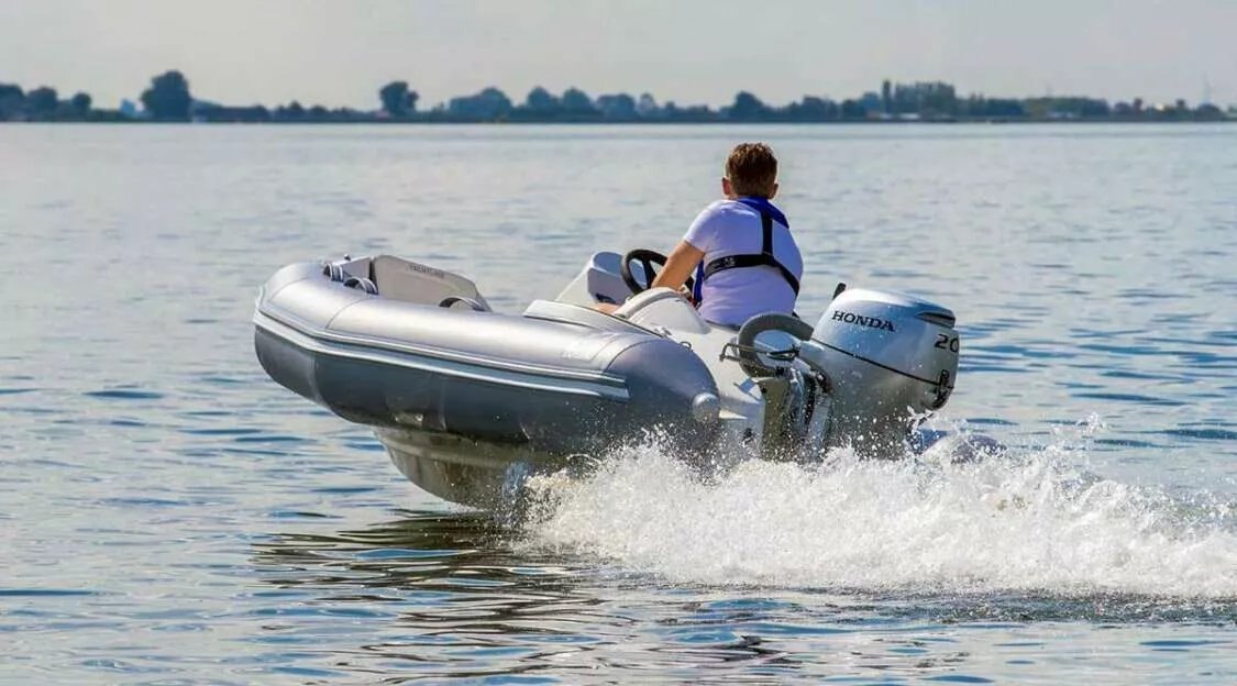 2025 Zodiac YACHTLINE 400