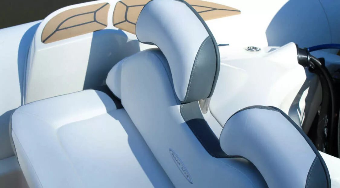 2025 Zodiac YACHTLINE 400