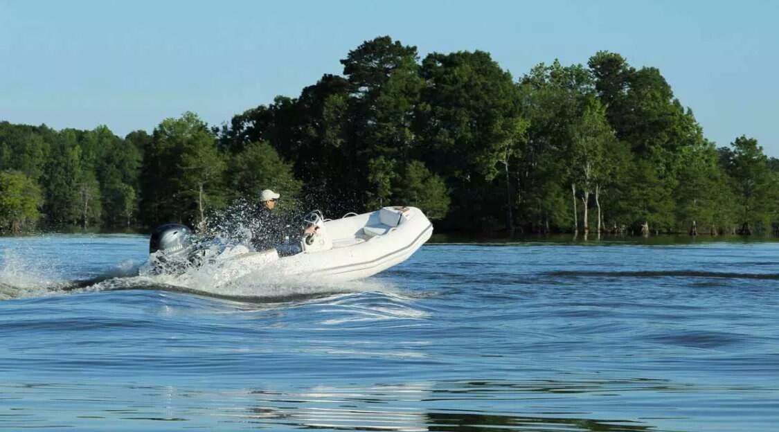 2025 Zodiac YACHTLINE 400