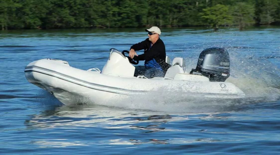 2025 Zodiac YACHTLINE 400