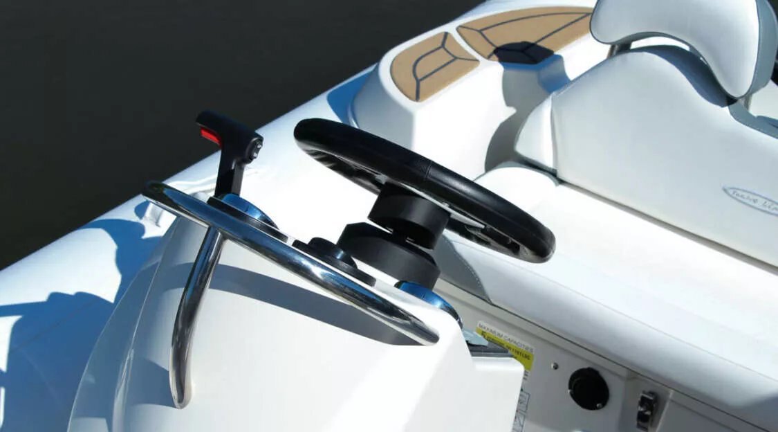 2025 Zodiac YACHTLINE 400