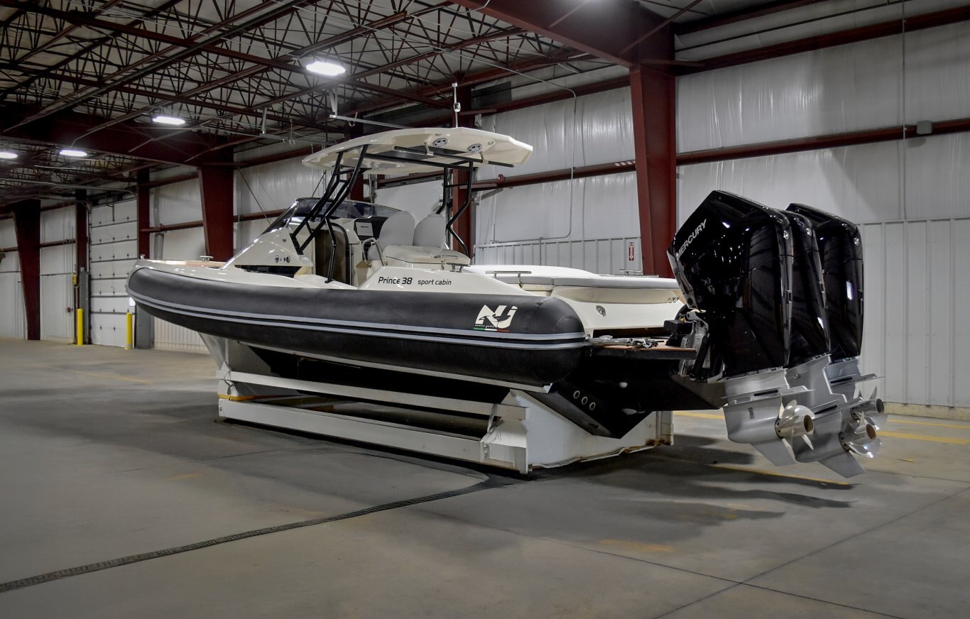 2025 Nuova Jolly Prince 38 Sport Cabin