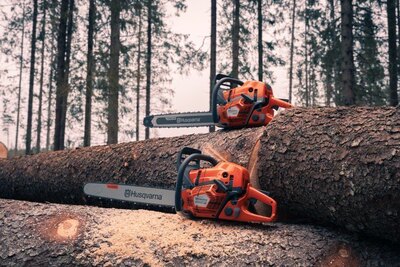 Chainsaw Service