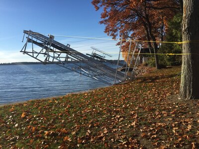 R & J Machine Lift Up & Lift Up Step Docks