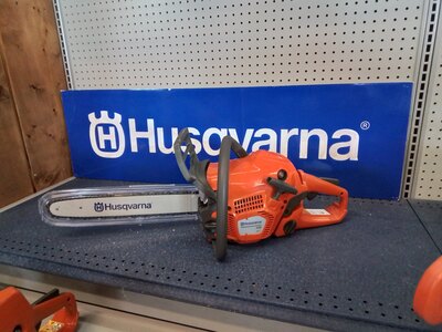 HUSQVARNA - 135 MARK ll Chainsaw 16'' bar
