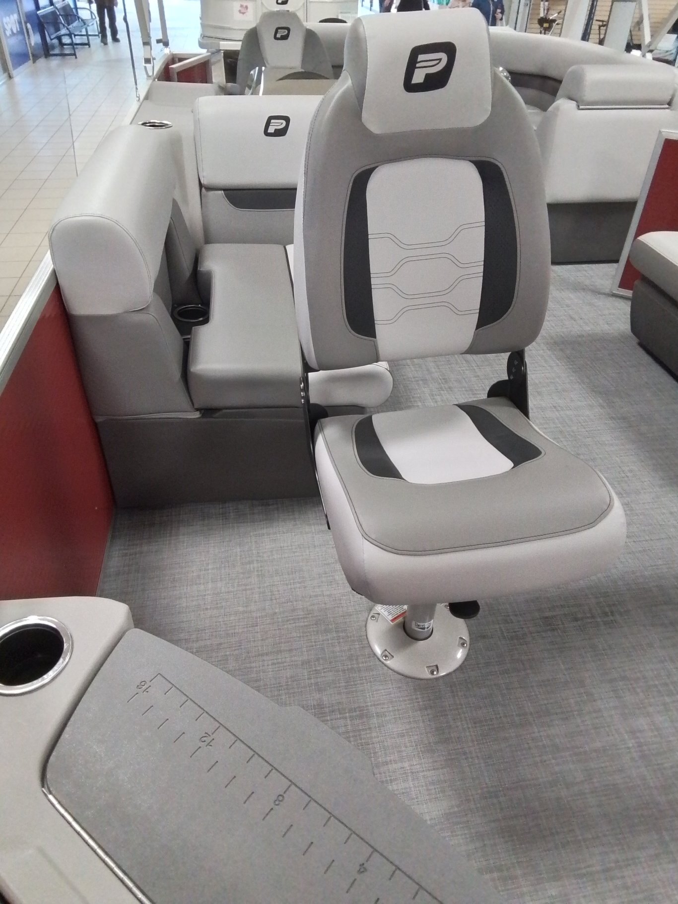 2025 Princecraft Sportfisher 21 2S Ruby Red Traditional Edition Mercury 60 ELPT CT