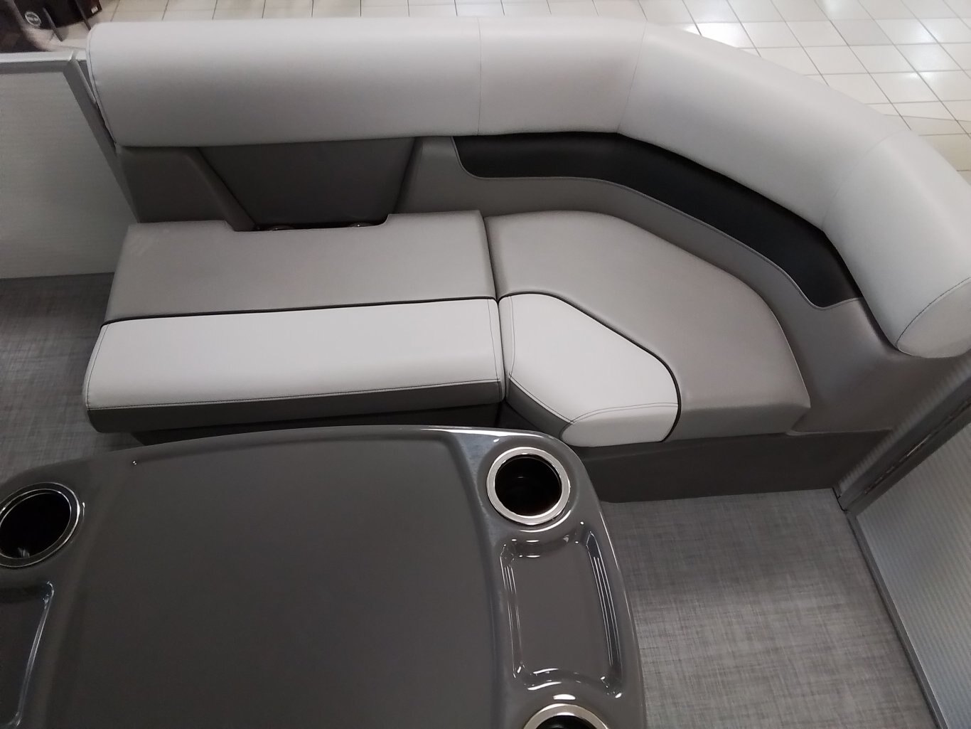 2025 Princecraft Vectra 21 RL Pearl Grey Mercury 60 ELPT CT