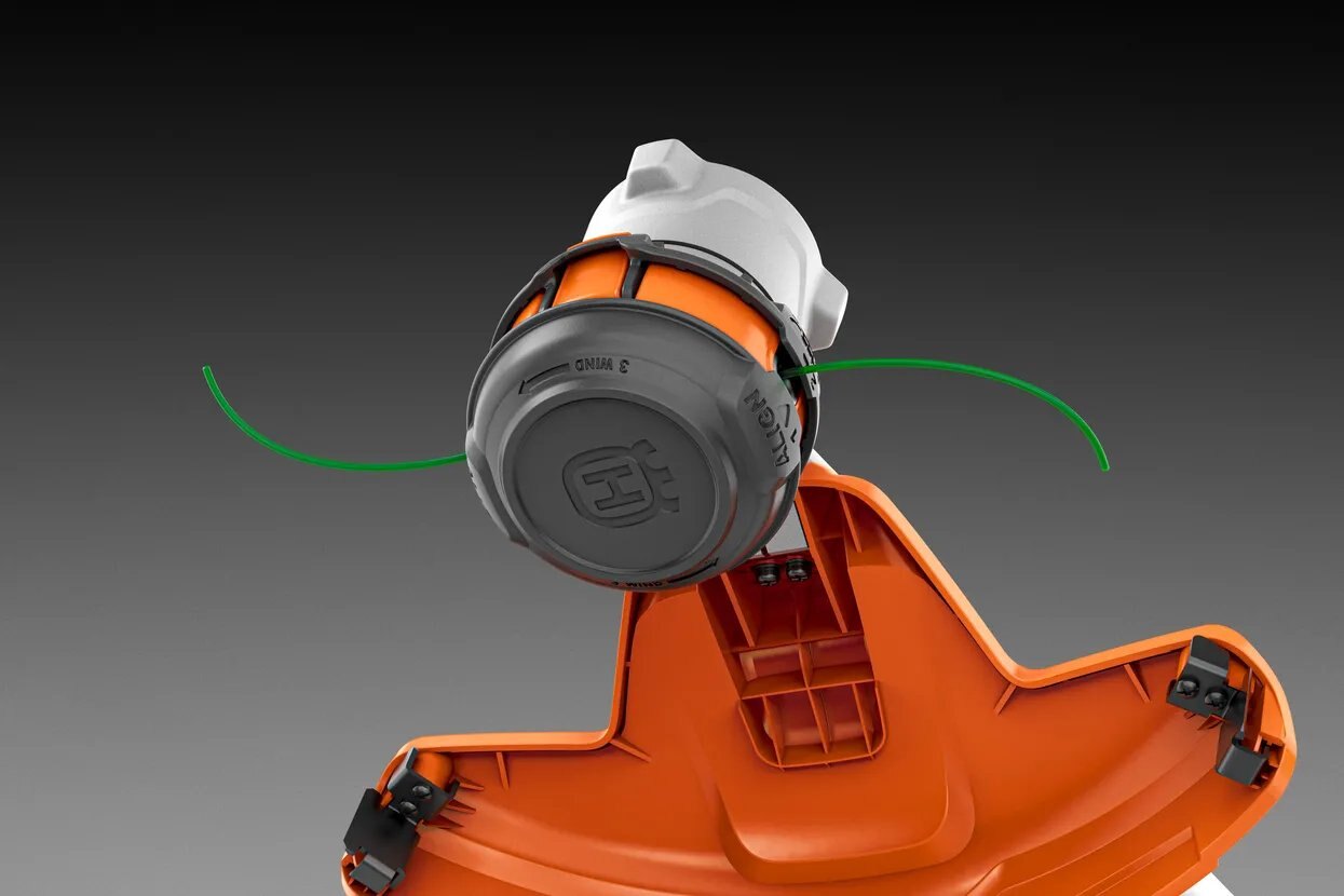 HUSQVARNA 320iL Trimmer (Battery & Charger kit)