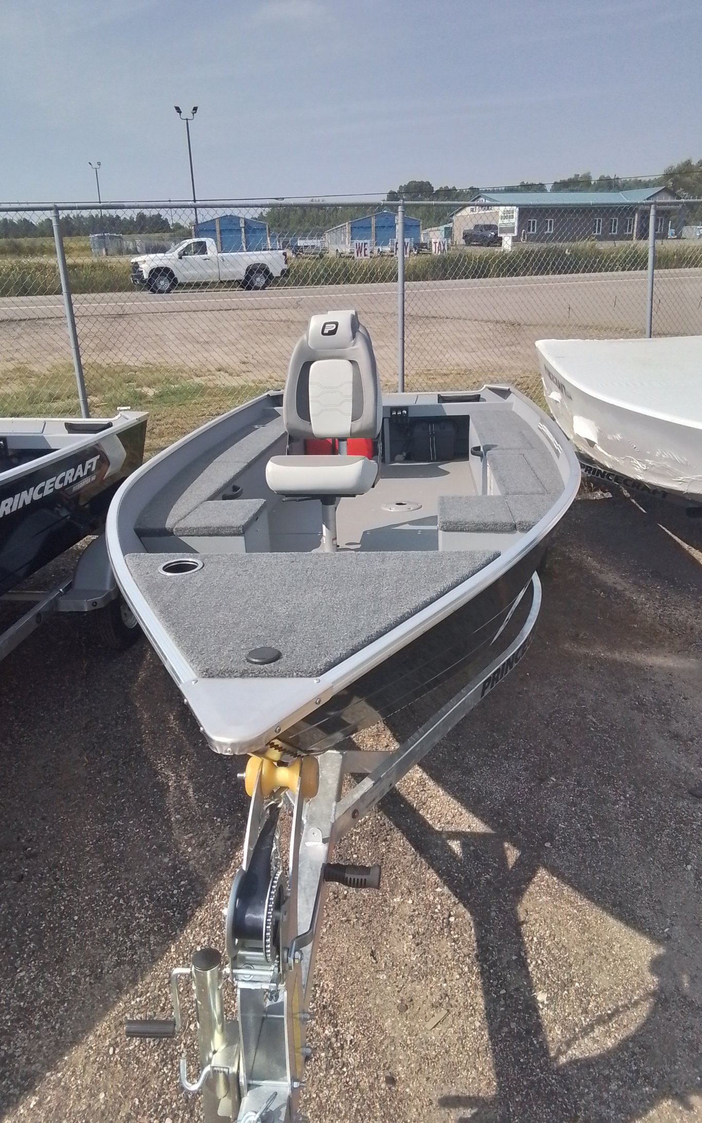 2025 Princecraft Resorter 160 BT BLACK Mercury 40 ELHPT