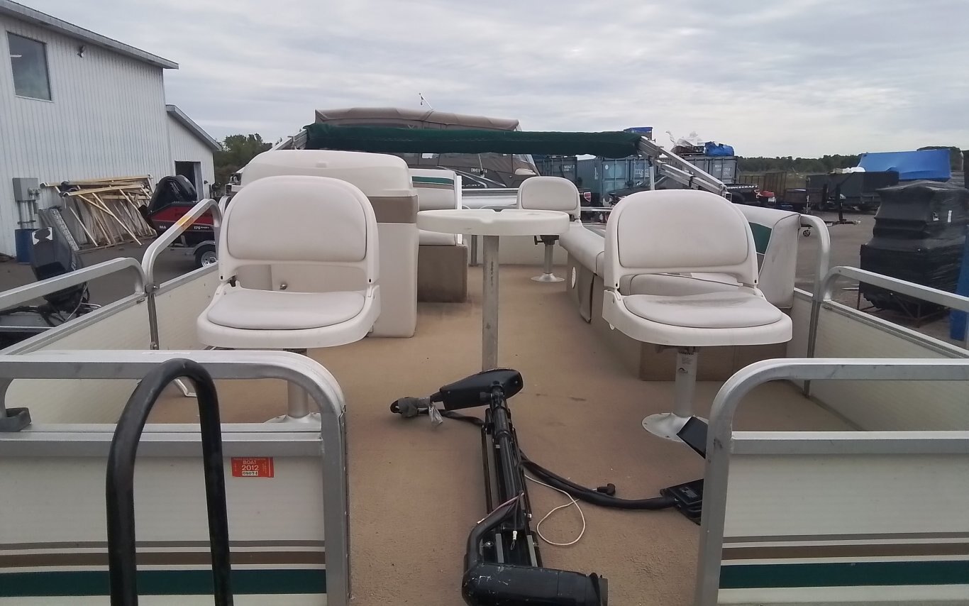 1997 SWEETWATER CHALLENGER 18 NO ENGINE