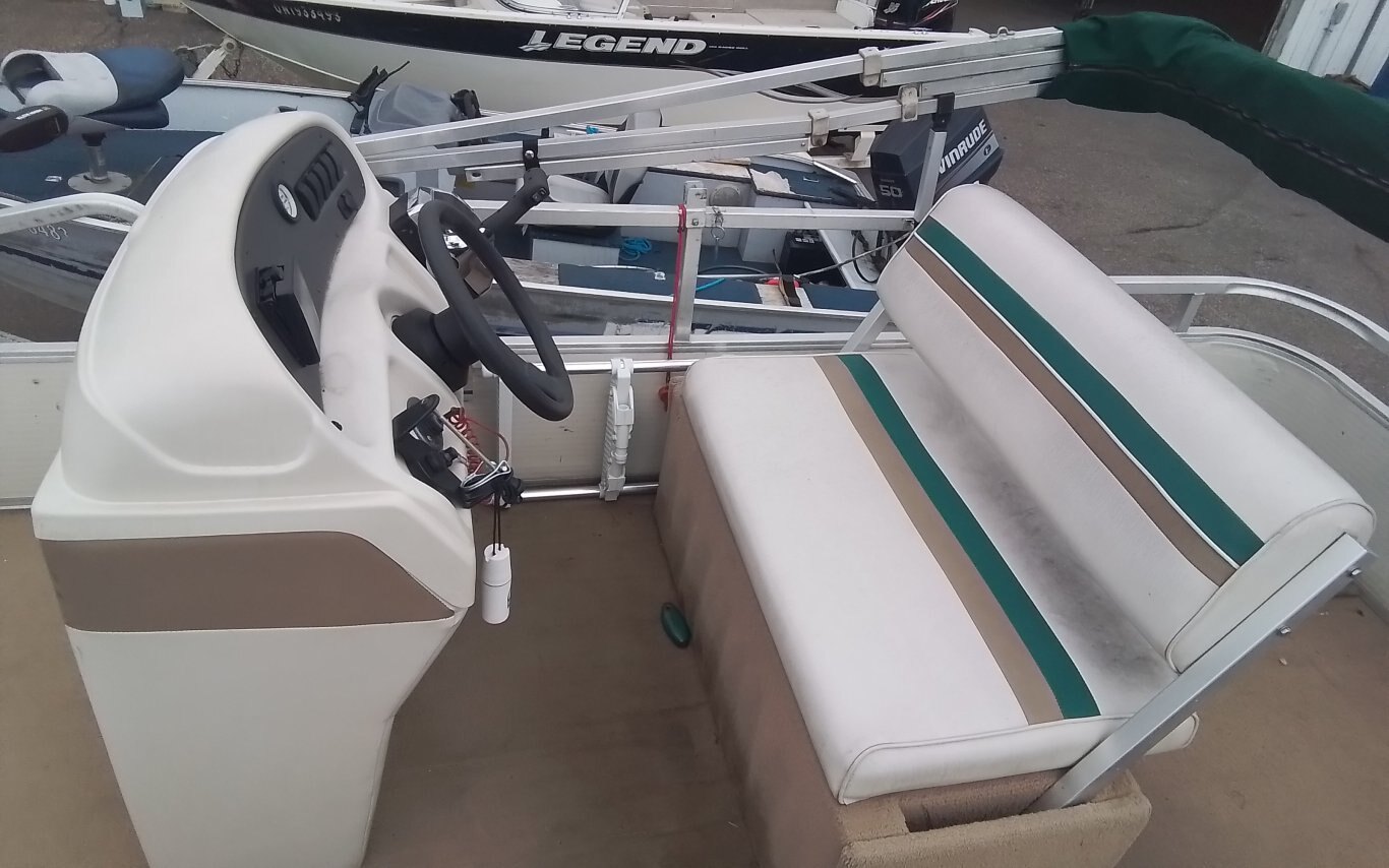 1997 SWEETWATER CHALLENGER 18 NO ENGINE