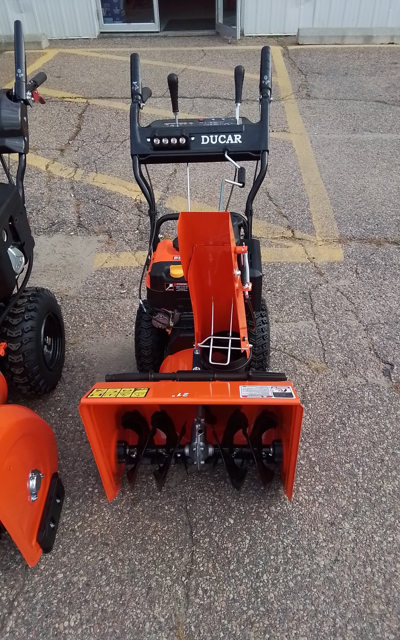 DUCAR 21 INCH SNOWBLOWER