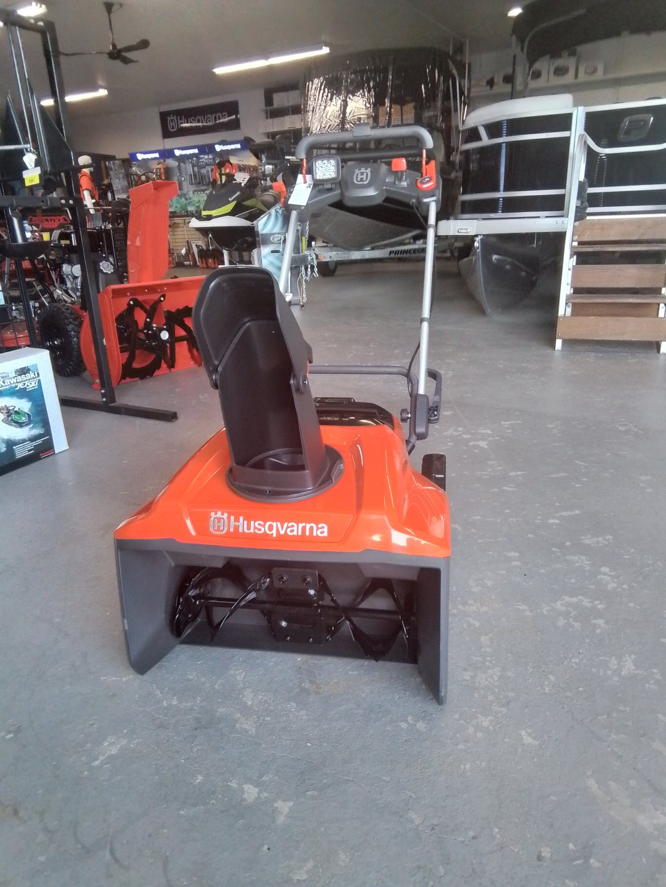 HUSQVARNA ST 253i Battery Snow Blower