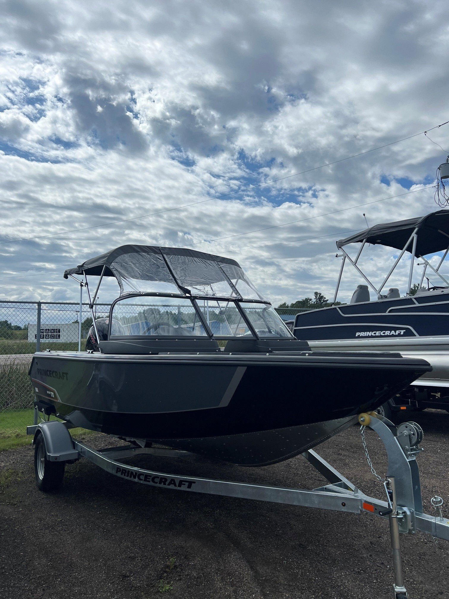 2026 Princecraft Sport 175 MAX Phantom Grey/Black Mercury 115 EXLPT Pro XS
