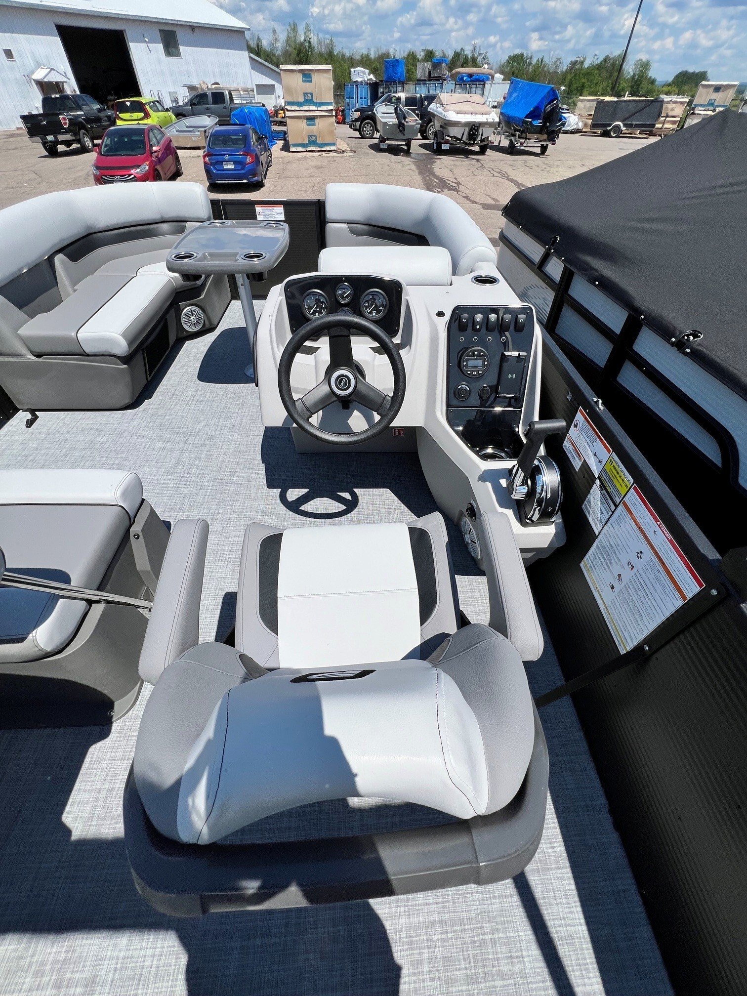 2026 PRINCECRAFT VECTRA 21 RL CHARCOAL BLACK EDITION MERCURY 115 EXLPT PRO XS CT SPORT CONFIGURATION