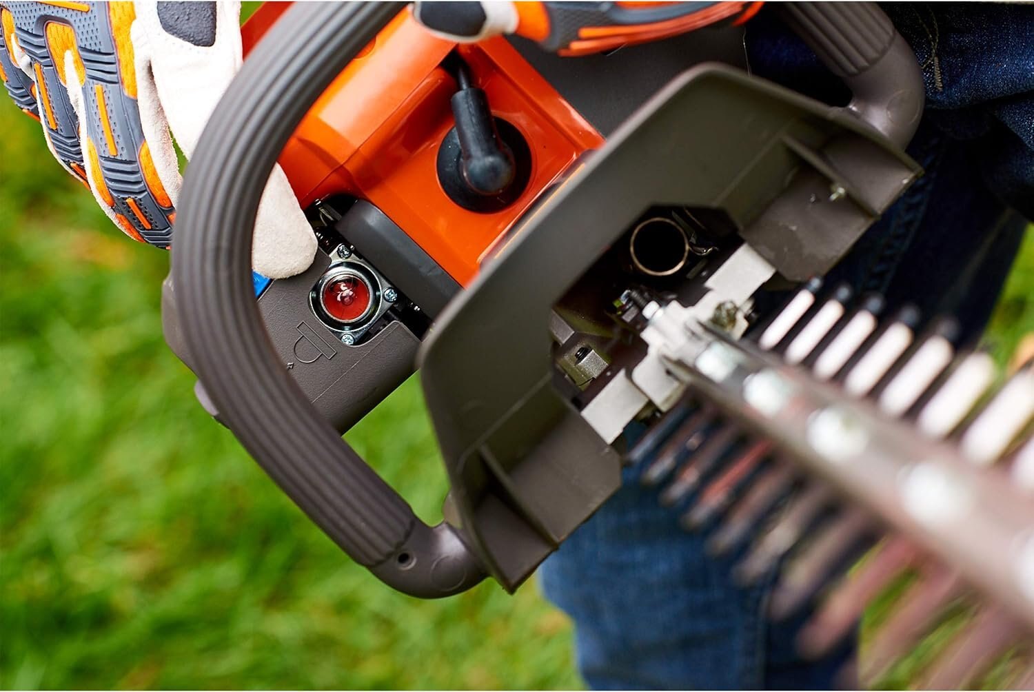 HUSQVARNA Hedge Trimmer 122HD45