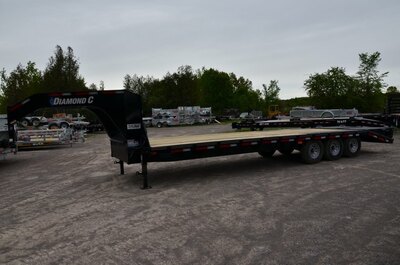 Diamond C 28' Tri Axle Gooseneck Equipment Trailer