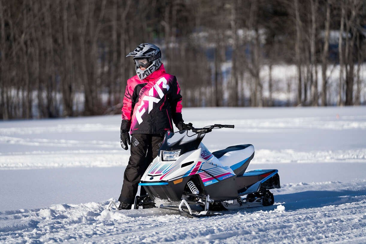 2024 Yamaha SNOSCOOT ES White/Jet Stream Blue/Black