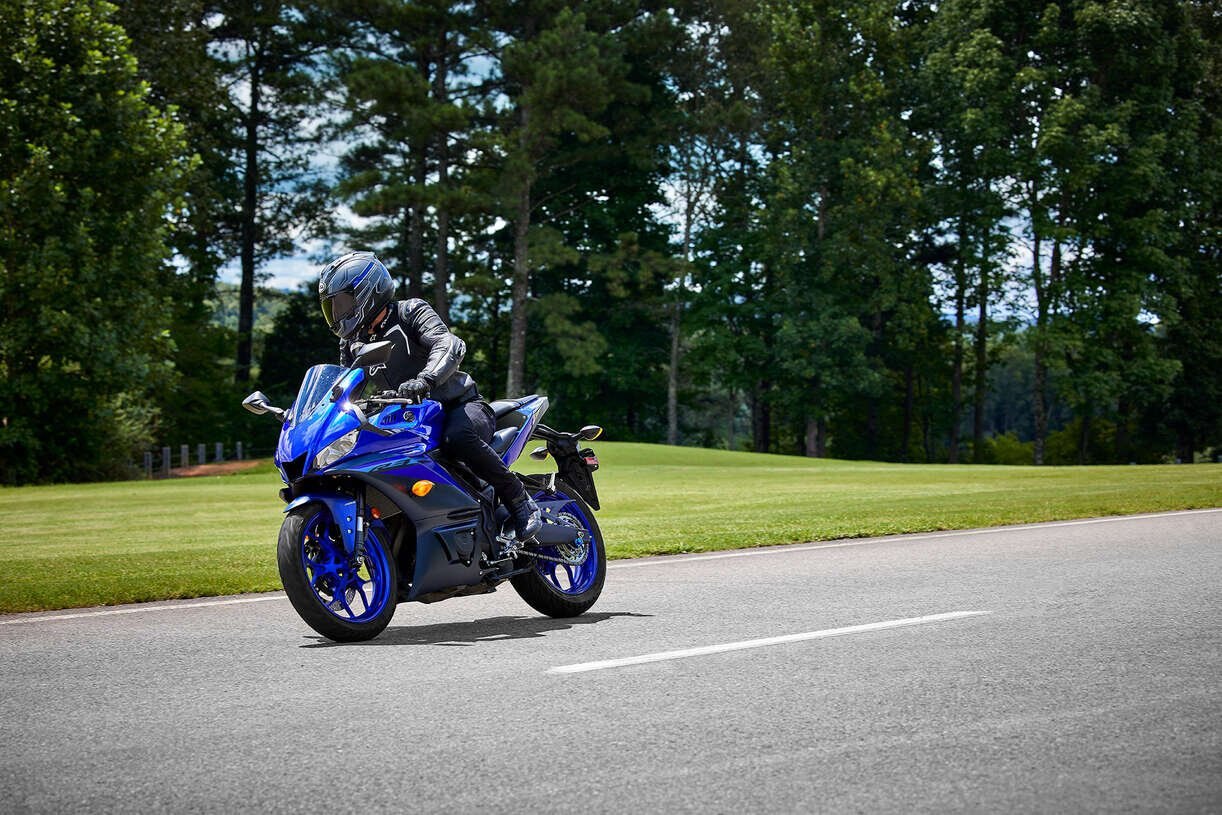 2024 Yamaha YZF R3 Team Yamaha Blue