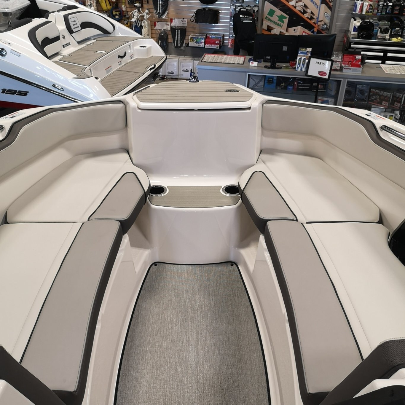 Yamaha AR250 Better Than Boat Show Pricing!