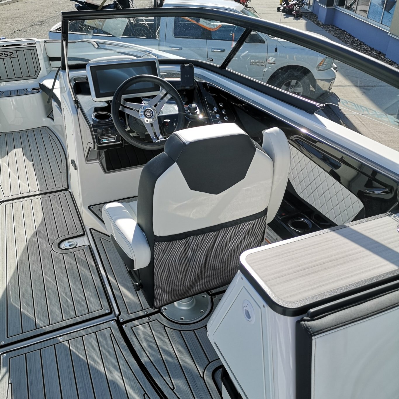 2024 Yamaha 252 SE Better Than Boat Show Pricing!