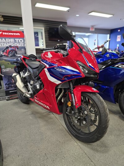 2025 Honda CBR500R ABS