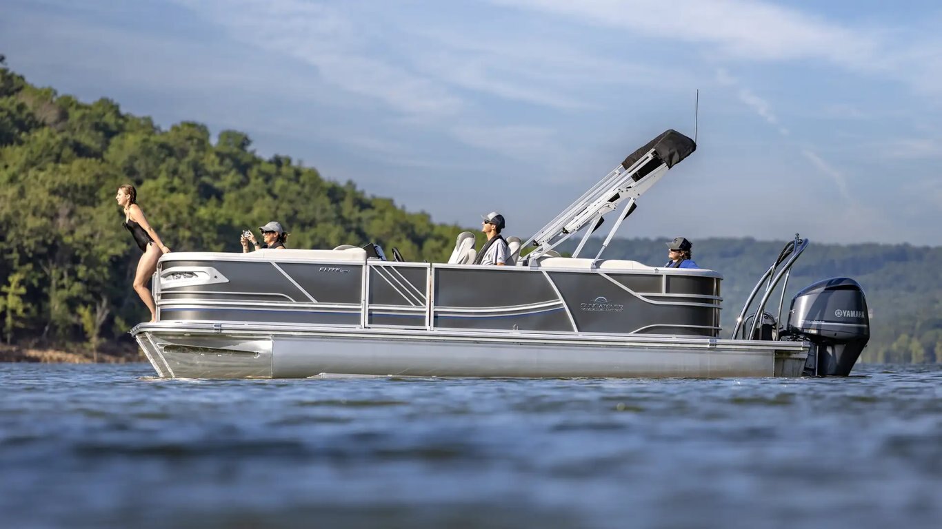 2026 SunCatcher Elite 324RC Charcoal