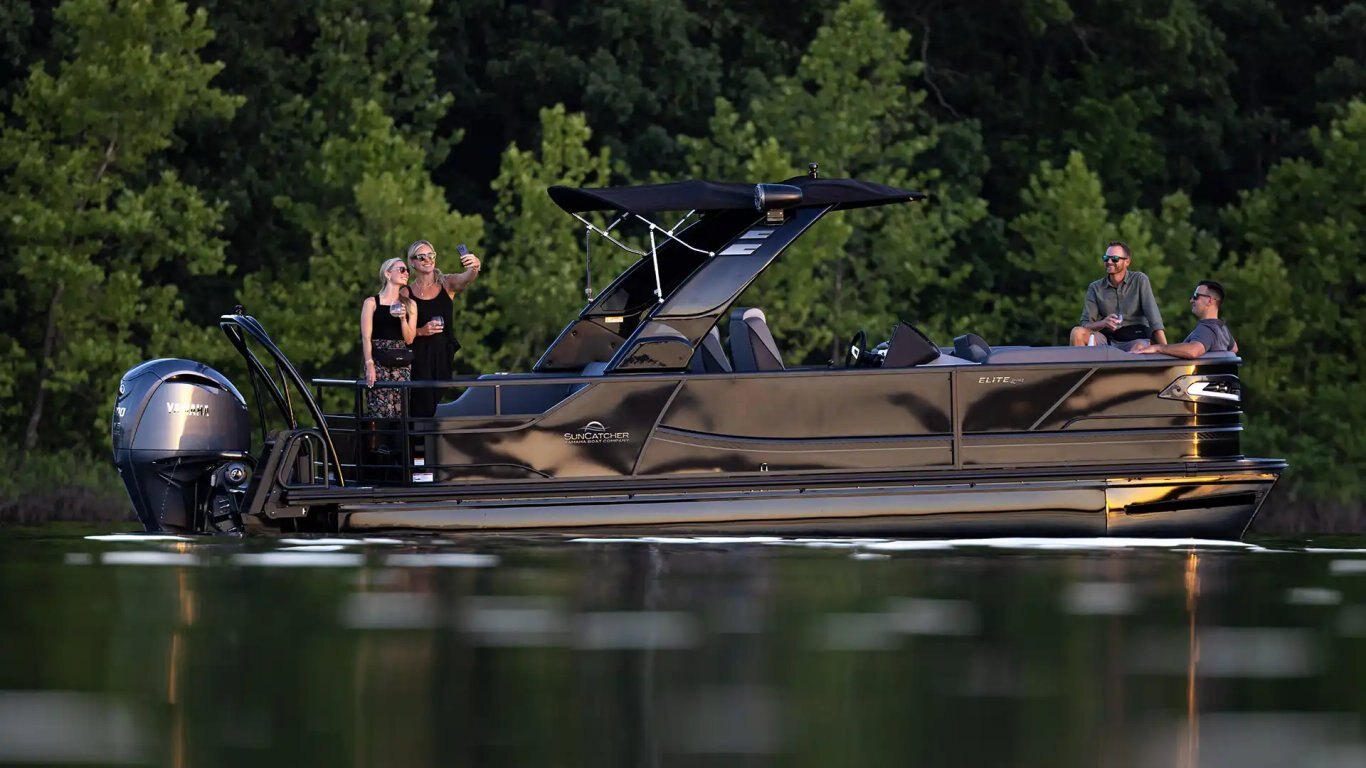 2026 SunCatcher Diamond Elite 324SL Sand Blue