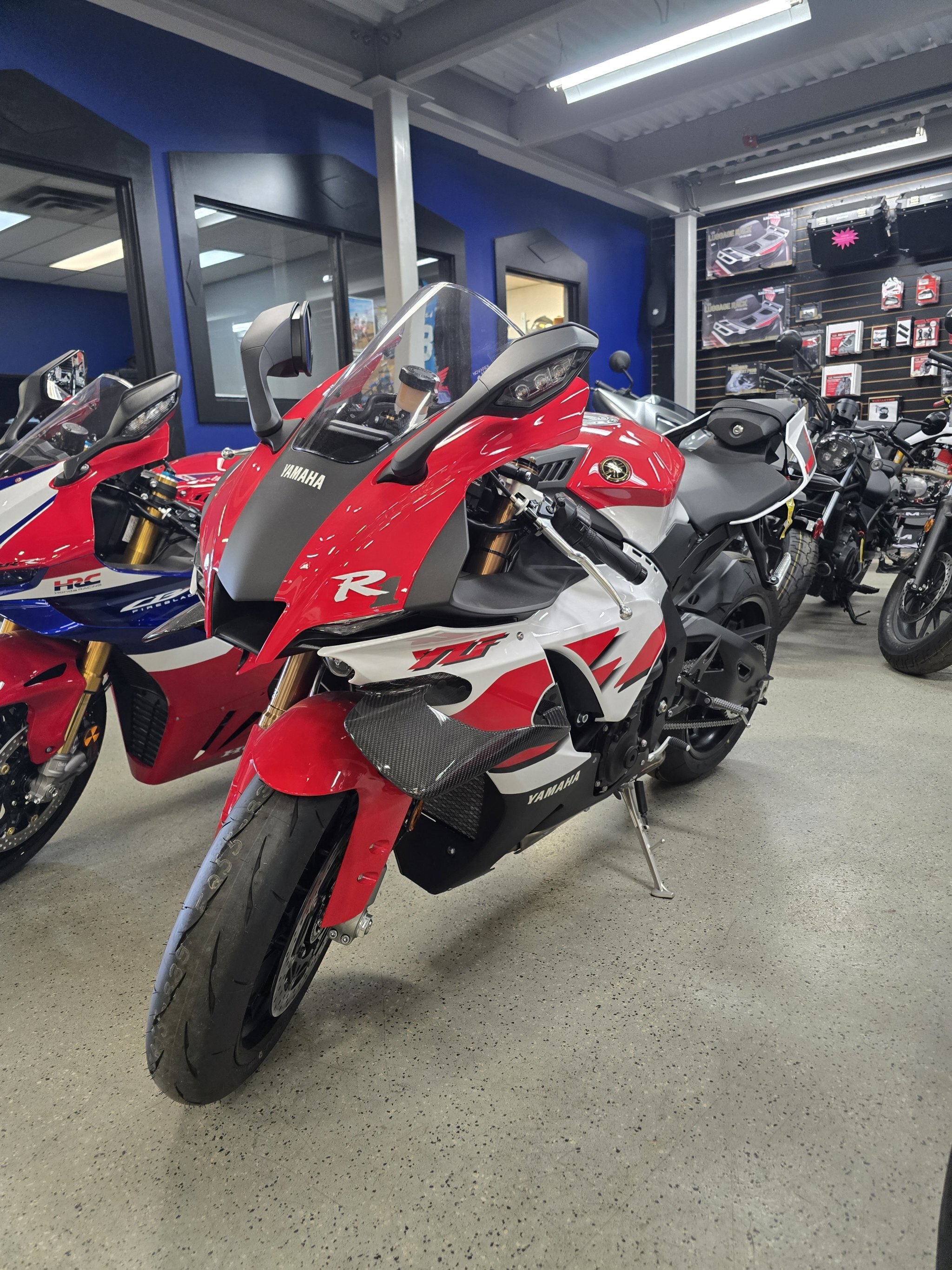 2026 Yamaha YZF R1 70TH ANNIVERSARY