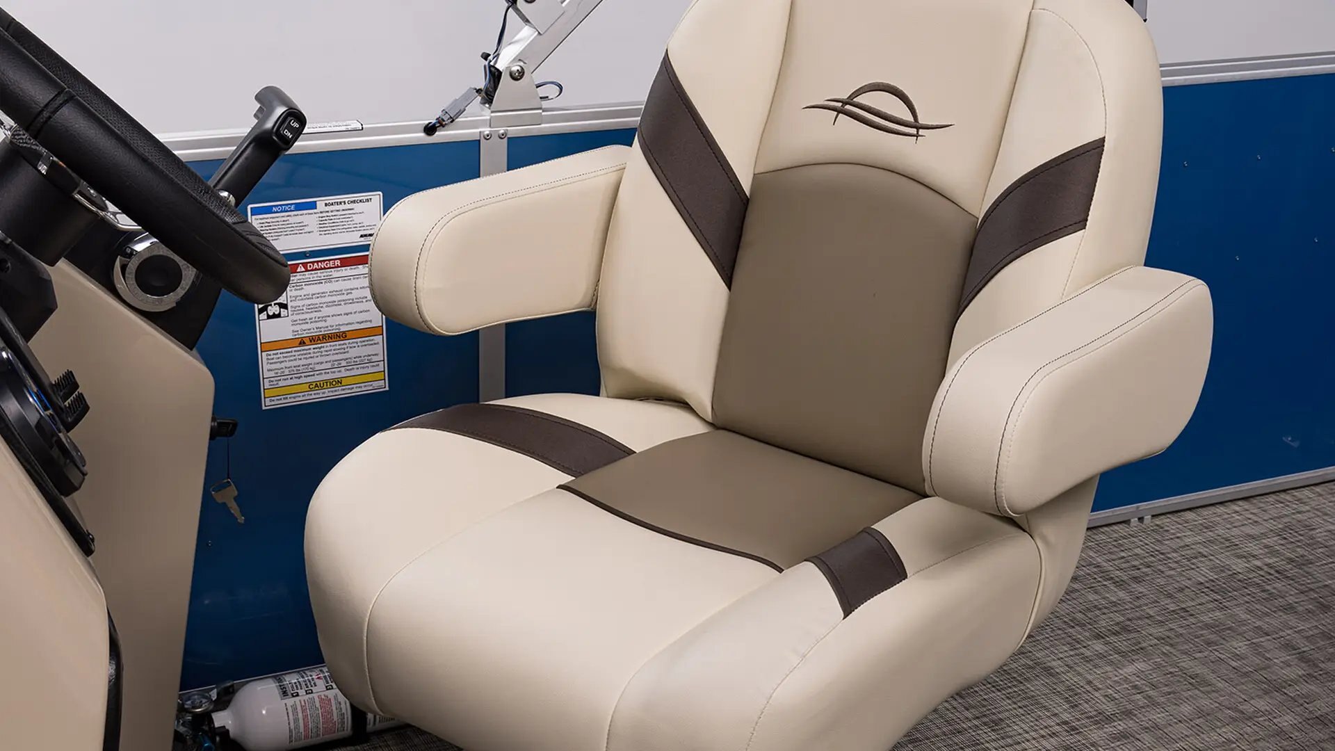 2027 SunCatcher Select 20 C Pontoon