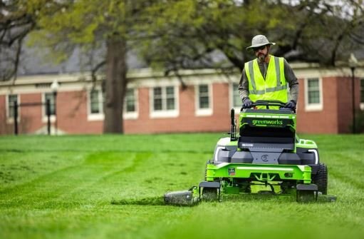 Greenworks OptimusZ 60 18kWh Stand On Zero Turn Mower (CZ60S18X)