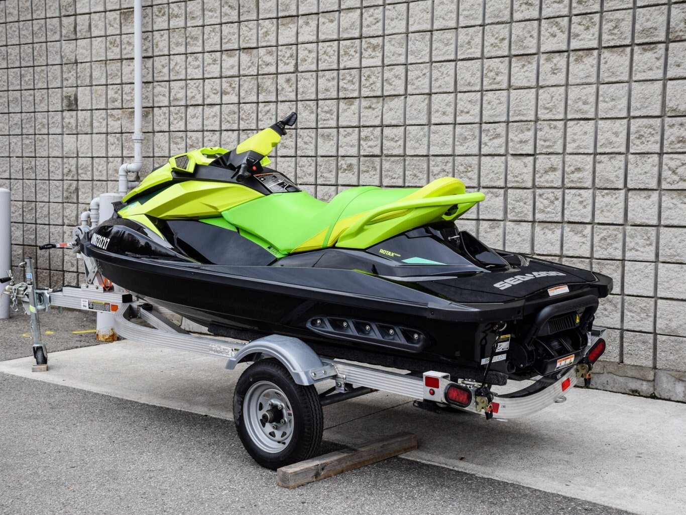 2019 Sea Doo GTI SE 130 INCLUDES TRAILER!