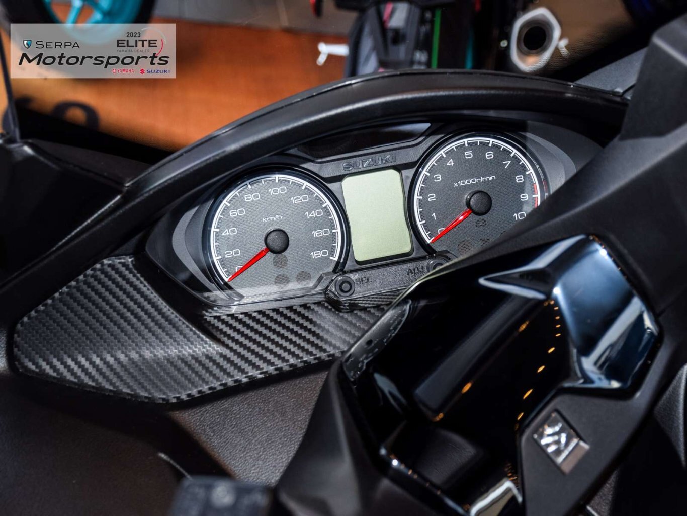 2024 Suzuki Burgman 400 + HST & LIC