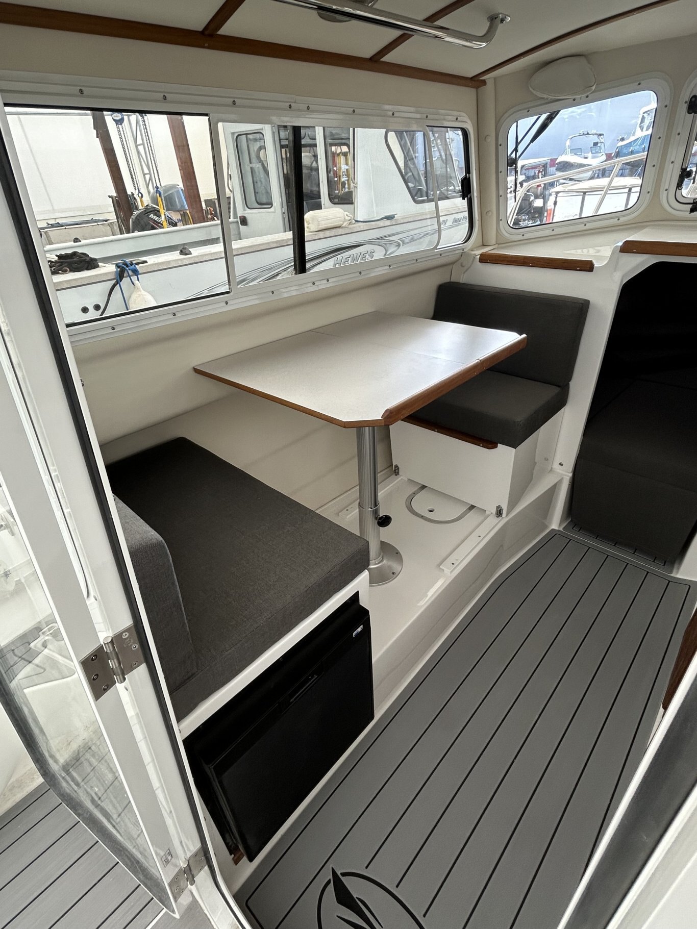 2025 C Dory 23 VENTURE