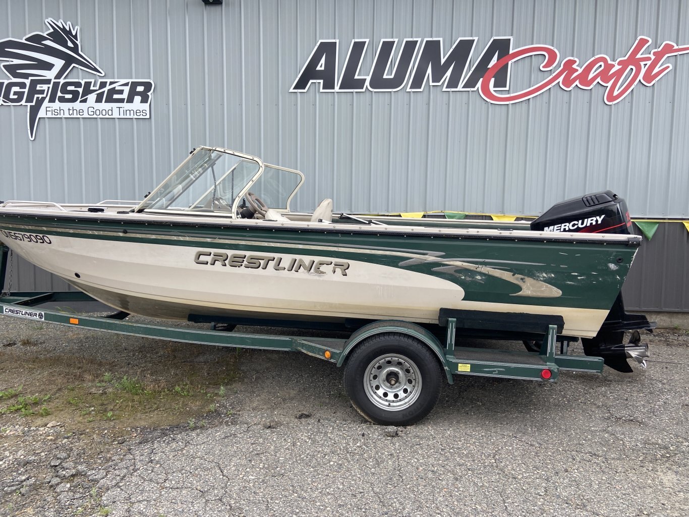 CRESTLINER 1850 SPORTFISH 135 MERCURY OPTIMAX