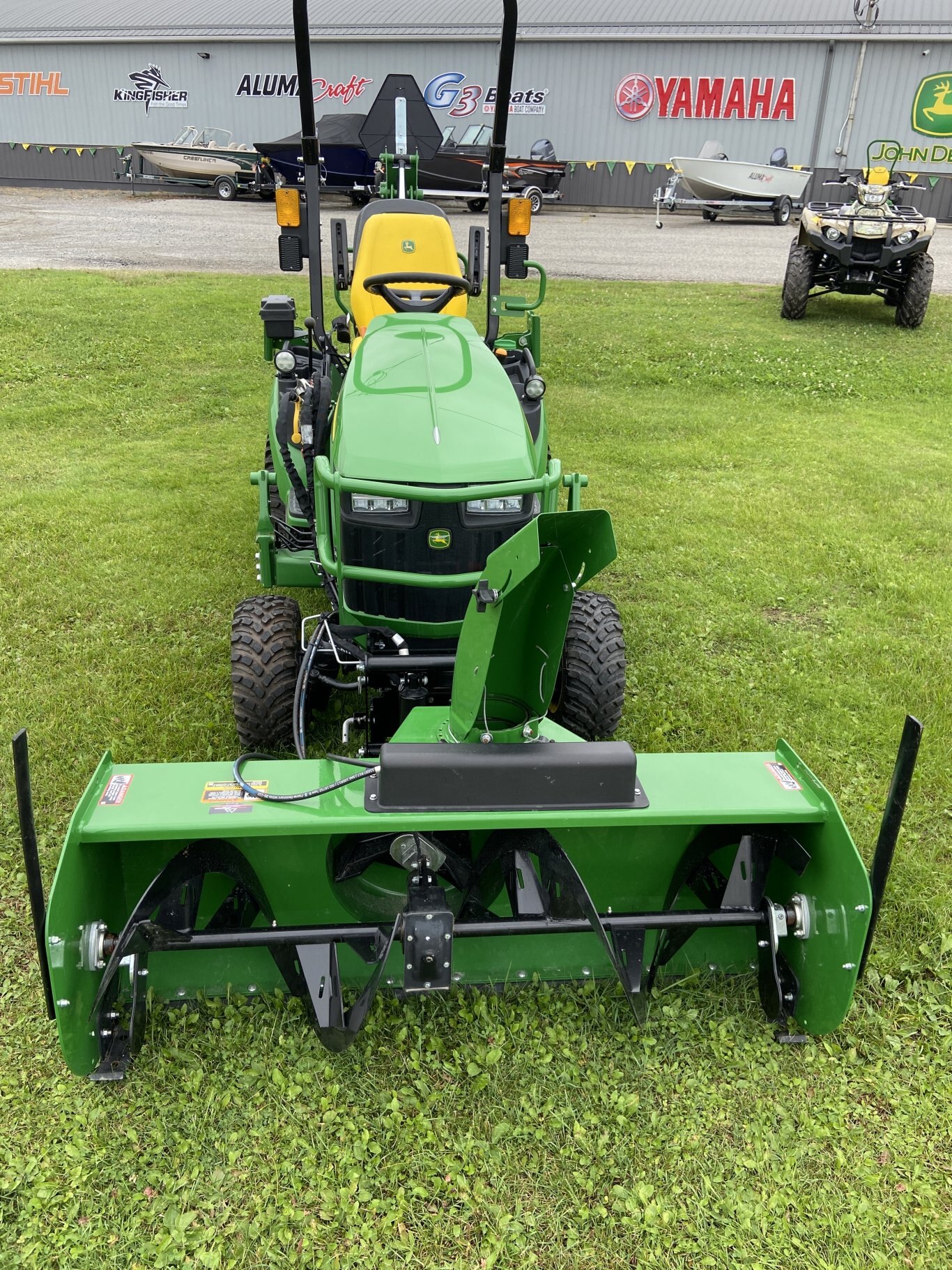 2024 john deere 1025r with backhoe and 54snowblower