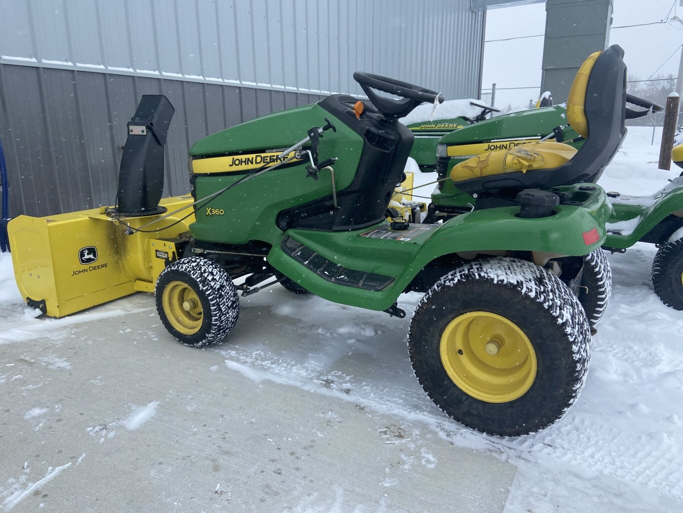 2013 JOHN DEERE X360  48 MOWER DECK AND 44 SNOWBLOWER