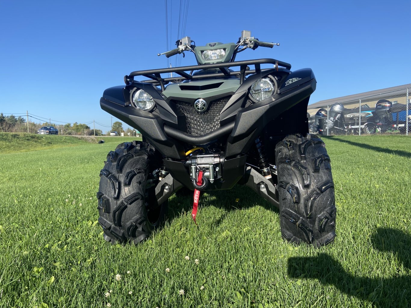 2026 Yamaha Grizzly EPS XT R Moss Grey/Tactical Black ( 2INCH LIFT KIT)